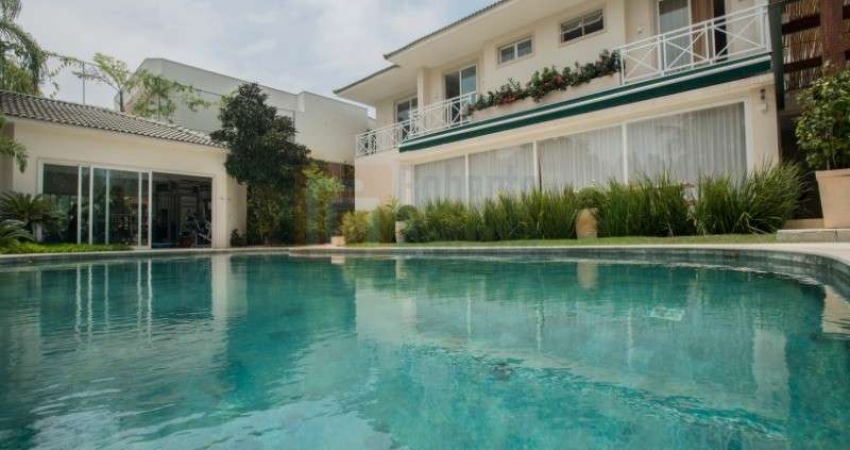 Magnífica Casa Condomínio Malibu Barra da Tijuca Venda ou Locação de 1345m² com 6 Quartos Sendo 3 Suítes 4 Salas Piscina Sauna Academia 4 Vagas