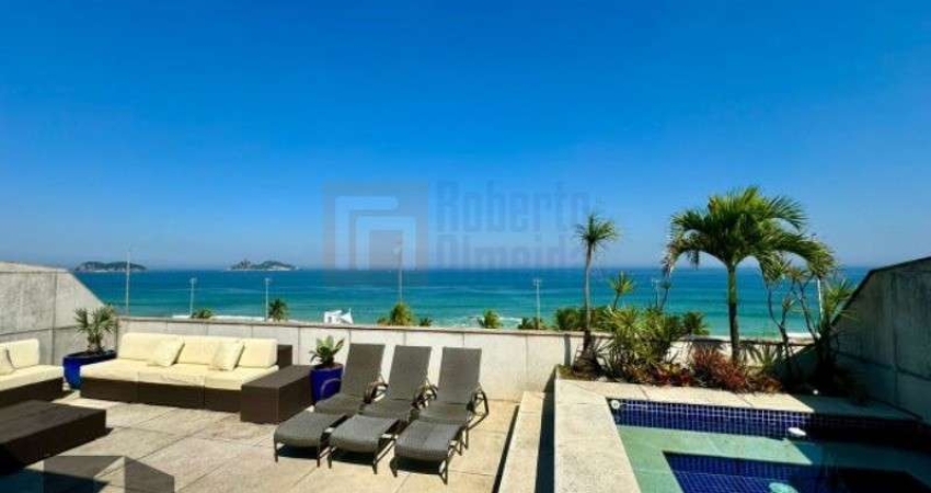 Magnífica Cobertura Frente Mar à Venda na Barra da Tijuca de 920m² com 5 Suítes Sala ampla 4 ambientes Terraço Cinema 5 Vagas de garagem Piscina