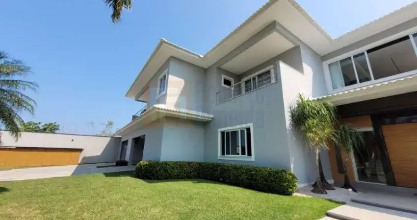 Magnífica Casa à Venda Condomínio Mansões Barra da Tijuca de 790 m² com 5 Suítes Sala 4 Ambientes Varanda Gourmet Piscina Sauna Cozinha Planejada