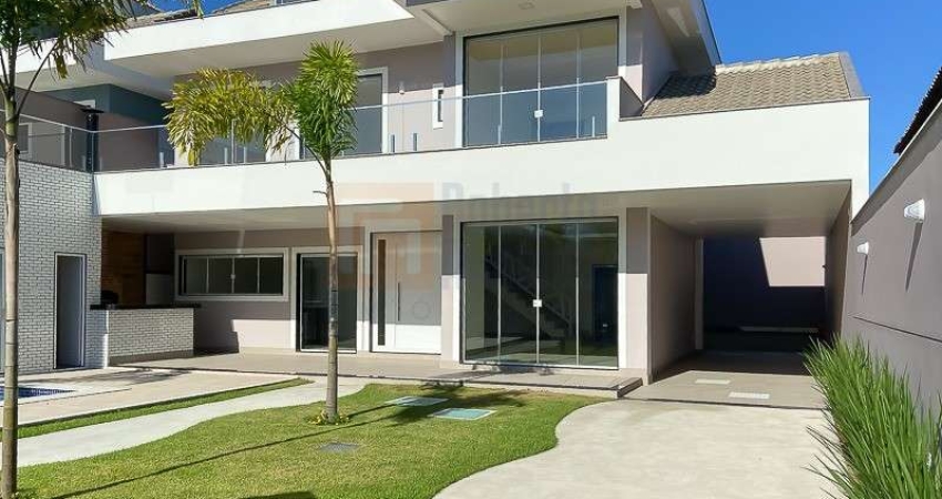 Casa Nova e Pronta para Morar! Linda Casa Condomínio Jeribá em Vargem Grande de 374m² Área Útil e Terreno com 360m² com 3 Suítes Piscina Sauna 3 Vagas