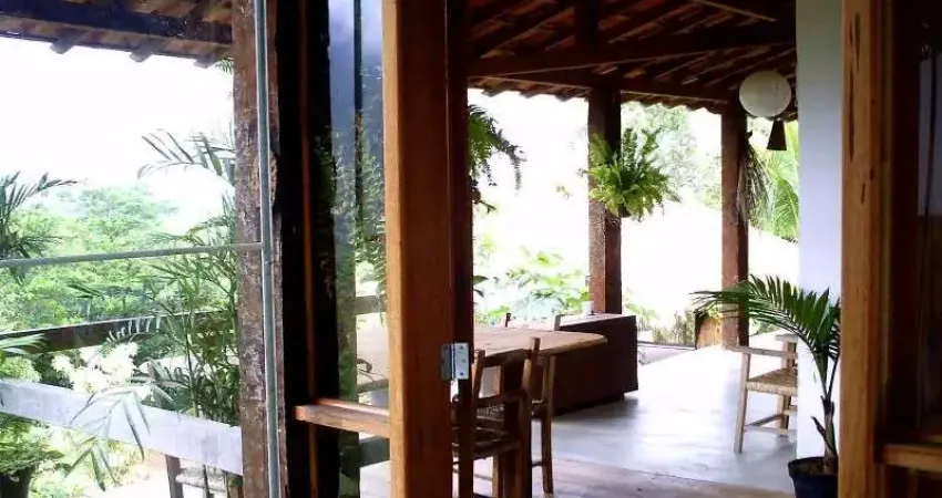 Oportunidade!!!... casa à venda precisando de reforma ilha de guaratiba condomínio fechado de 250m² de área construída com 3.000m² de terreno