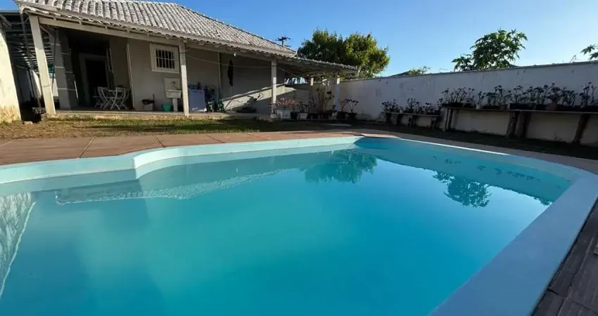 Casa para Venda em Saquarema, Jaconé, 3 dormitórios, 1 suíte, 2 banheiros, 5 vagas