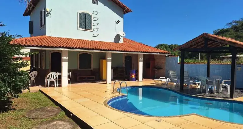 Casa para Venda em Saquarema, Jaconé, 4 dormitórios, 3 banheiros, 2 vagas