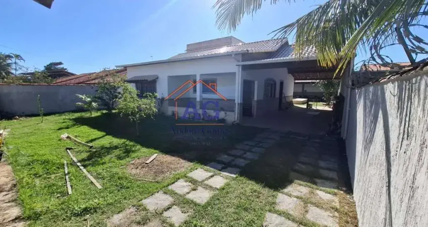 Casa para Venda em Saquarema, Boqueirão, 4 dormitórios, 1 suíte, 3 banheiros, 3 vagas