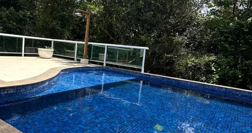 Casa em condomínio fechado com 4 quartos para alugar na Avenida Alphaville, Alphaville I, Salvador