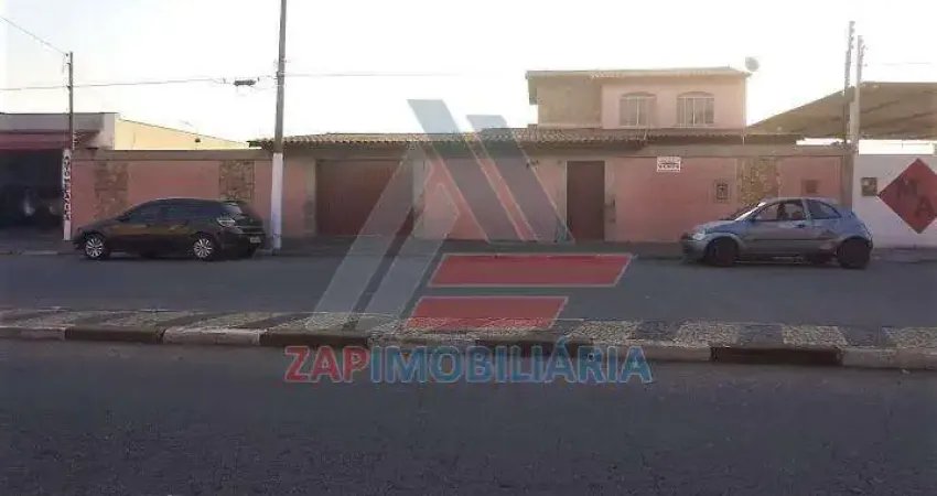 Casa com 3 quartos à venda na Travessa Aracy, Vila Bianchi, Bragança Paulista