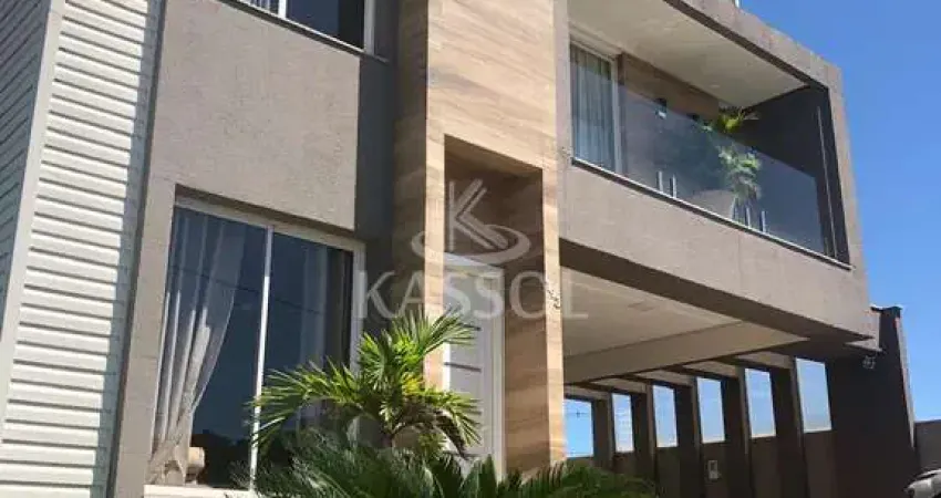 Triplex à venda no Condomínio Paysage Felicitá
