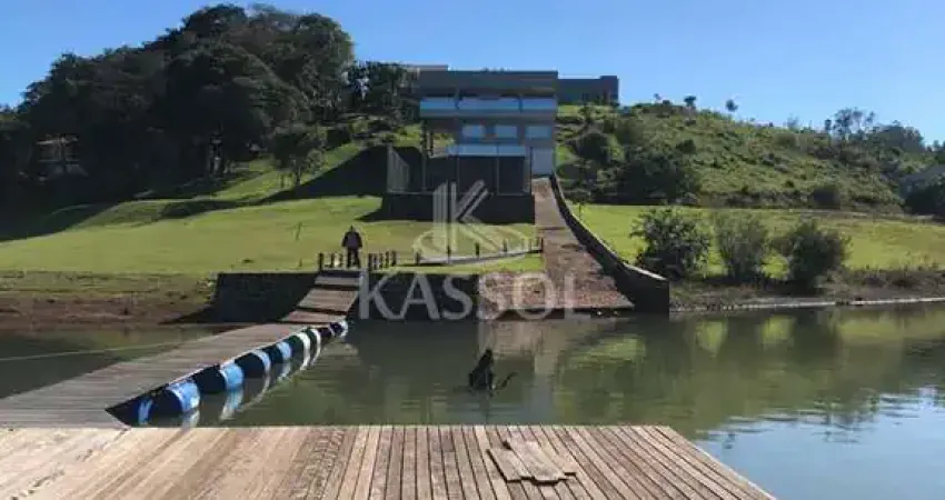 Cond. sol e lua  - triplex dentro de condomínio beira lago, boa v. aparecida