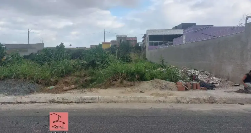 Terreno à Venda em Itaipuaçu, Localização Privilegiada a 1 Quadra da Praia!