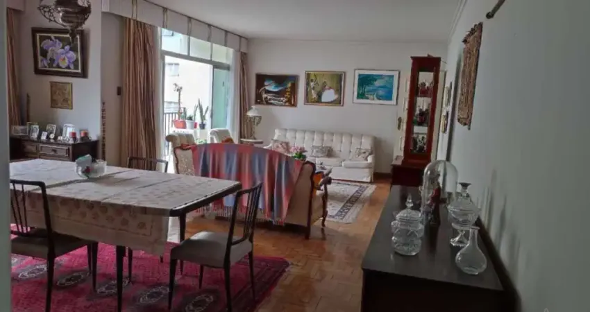 Apartamento na Graça PORTEIRA FECHADA com 4 quartos e 1 suíte, 210m² à venda por R$ 660.000,00