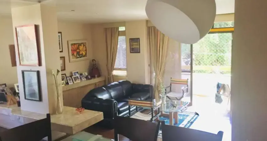 Apartamento na Ondina com 3 quartos sendo 1 suíte, 180m² à venda por R$ 500.000,00