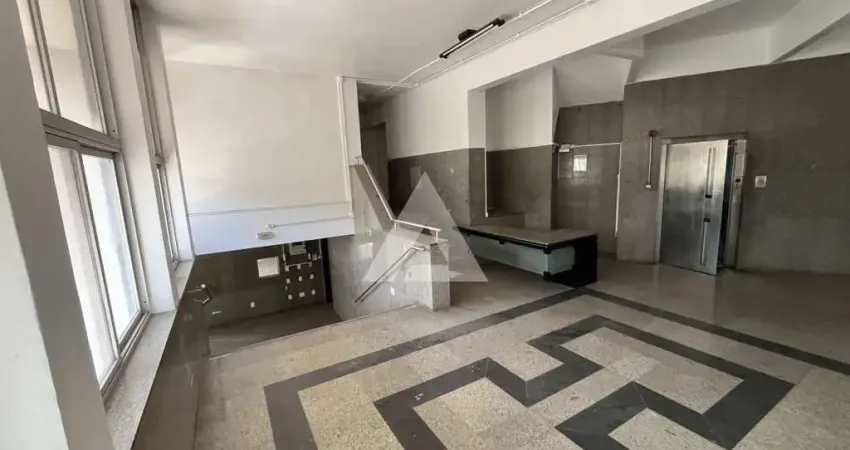 Prédio com 1.000,00 m² para alugar por R$ 38.000,00 - Garibaldi - Salvador/BA