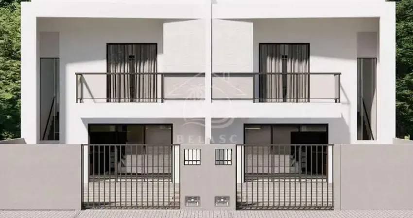 Sobrado à venda em Balneário Piçarras, Itacolomi a 350 metros da praia