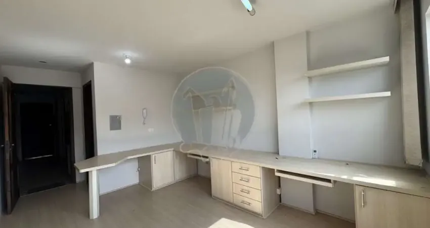 Conjunto Comercial à venda, 18.45 m2 por R$115000.00  - Centro - Curitiba/PR