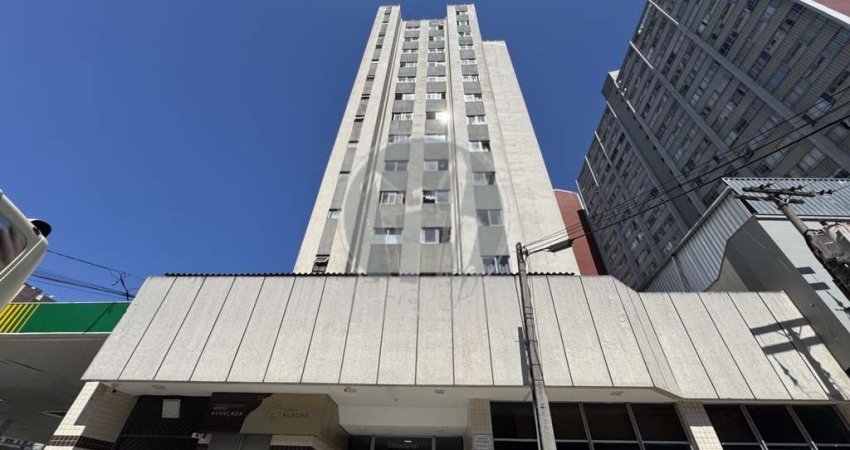 Loja à venda, 63.28 m2 por R$210000.00  - Centro - Curitiba/PR