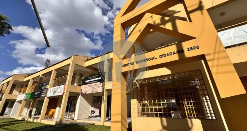 Ponto comercial com 1 sala para alugar na Rua General Potiguara, 2500, Fazendinha, Curitiba