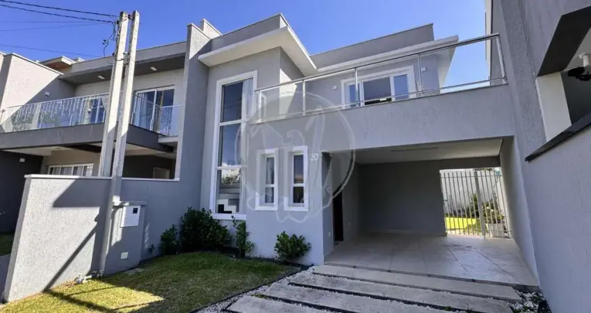 CASA alto padrão Abranches, com 3 dormitorios sendo 2 suite, um quarto no terreo que faz total diferença e com fácil acessibil