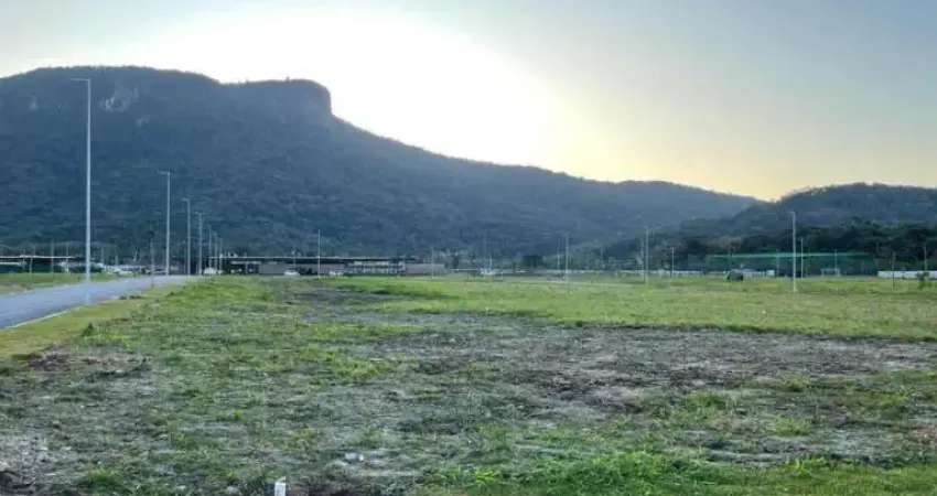 Terreno à venda em Pedra Branca, Palhoça 
