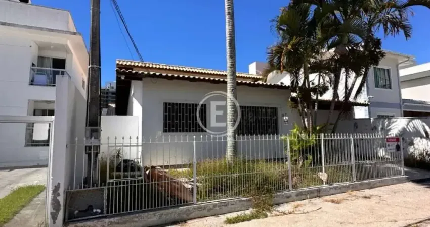 Casa com 3 quartos à venda na Rua Bréscia, 20, Pagani, Palhoça