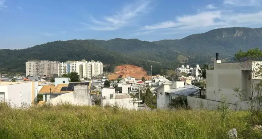 Terreno à venda na Rua do Mirante, Pedra Branca, Palhoça