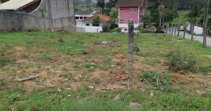 Terreno à venda no Forquilhas, São José 