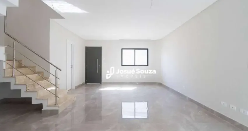 Sobrado triplex com terraço a vendo próximo ao Terminal Boqueirão