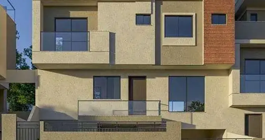 Sobrado triplex com 03 suítes a venda no bairro vista alegre das mercês.