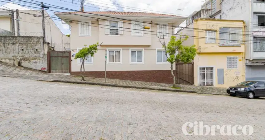 Casa com 8 quartos à venda na Rua Ébano Pereira, 412/424, Centro, Curitiba