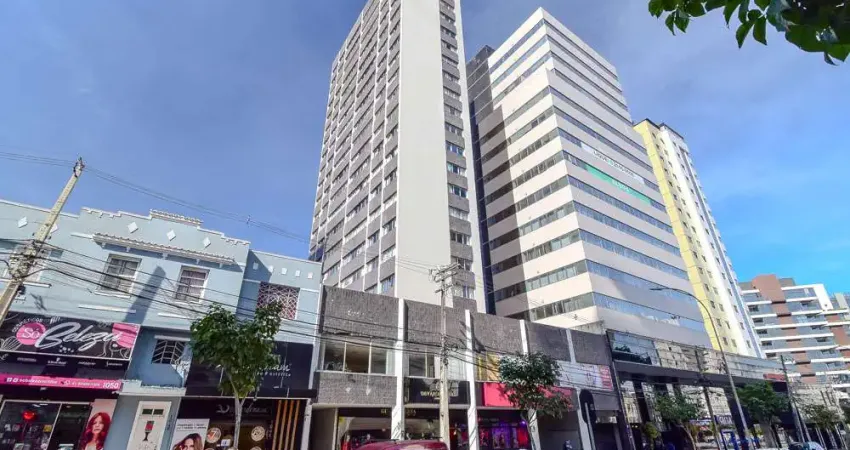 Apartamento com 3 quartos no bairro Alto da Glória, próximo ao Estádio Couto Pereira.