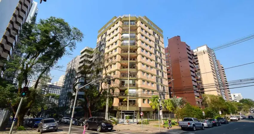 Apartamento com 3 quartos, no batel próximo a praça do japão.