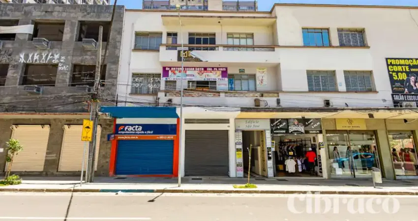 Ponto comercial com 1 sala para alugar na Rua Emiliano Perneta, 146, Centro, Curitiba