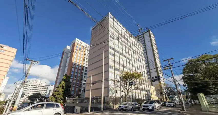 Apartamento com 3 quartos sendo 1 suíte no Alto da XV