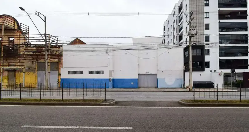 Terreno à venda na Avenida Marechal Floriano Peixoto, 1226/1236, Rebouças, Curitiba