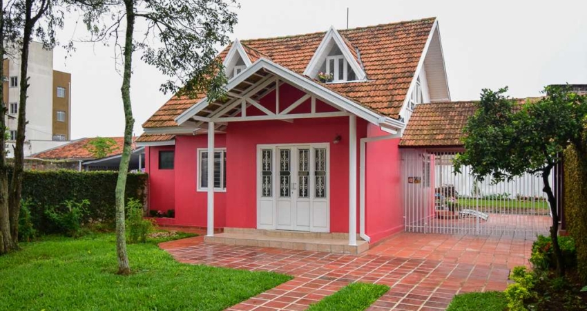 Casa em São José dos Pinhais, de 100,00m² com 4 quartos