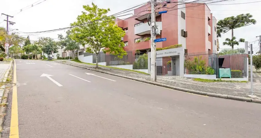 Apartamento para alugar no Bom Retiro com 3 quartos - Edifício Riolando Fransolino