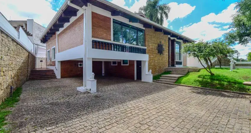 Casa comercial com 6 salas para alugar na Rua José Naves da Cunha, 100, Seminário, Curitiba