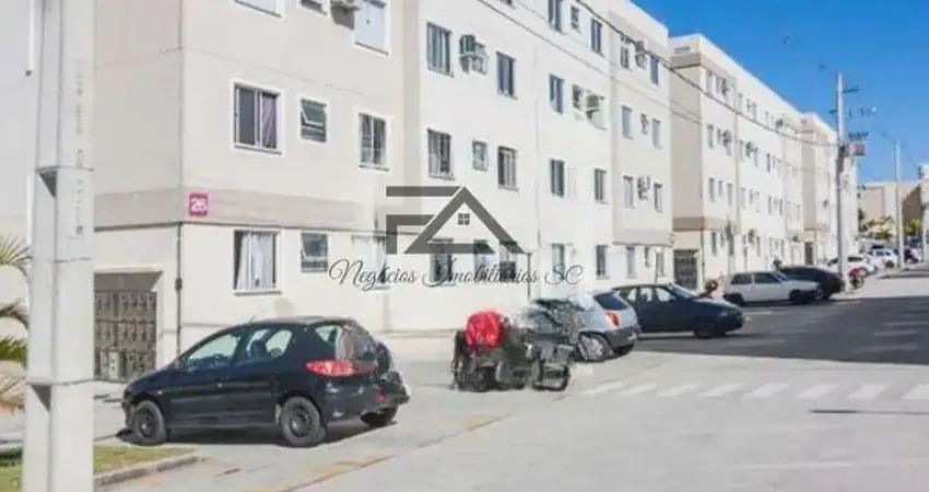 Apartamento a venda no bairro Serraria em São José/SC