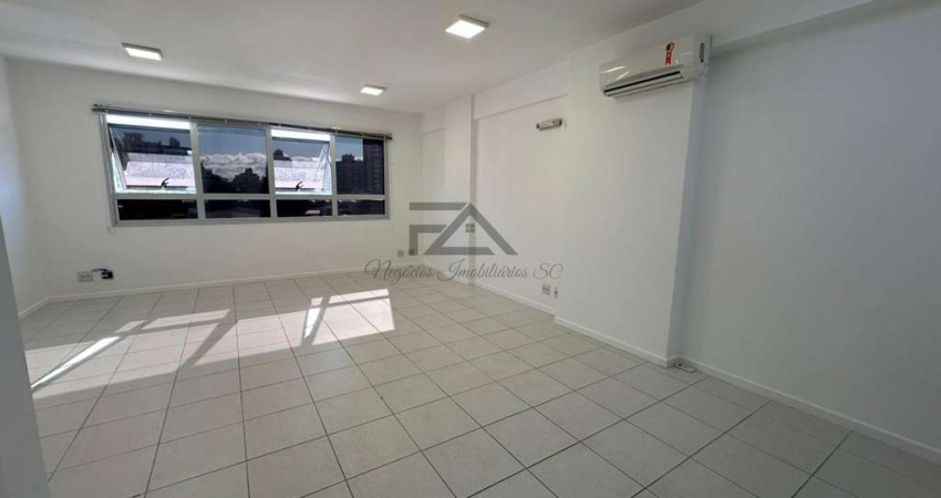 Sala Comercial para Venda em Florianópolis, Estreito, 1 banheiro, 1 vaga