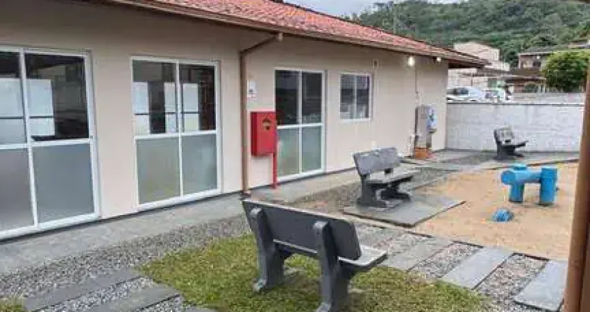 Apartamento a Venda 02 dormitórios no bairro São Sebastião