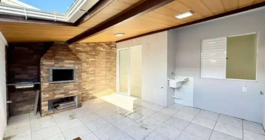 Casa com 3 quartos à venda na Avenida Paulo Roberto Vidal, 5, Bela Vista, Palhoça