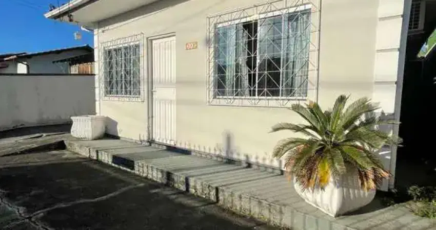 Casa com 3 quartos à venda na Rua das Graviolas, 3, Madri, Palhoça