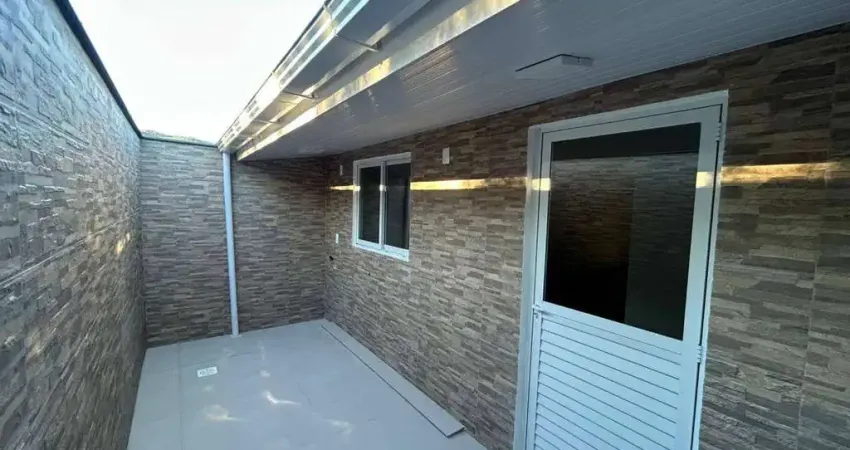 Casa com 2 quartos à venda na Avenida Paulo Roberto Vidal, 102, Bela Vista, Palhoça