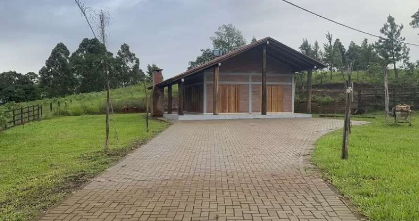 [124751] CHÁCARA EM PAROBÉ RS COM LINDA CASA DE PEDRA 2 QUARTOS, POÇO E FIBRA ÓTICA