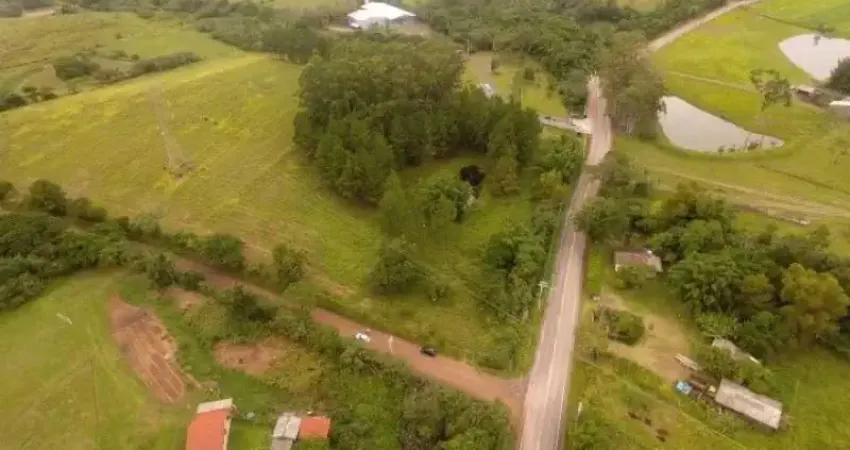 [115212] CHÁCARA EM GRAVATAÍ DE ESQUINA  FRENTE PARA O ASFALTO  FIBRA ÓTICA AÇUDE ESCRITURA