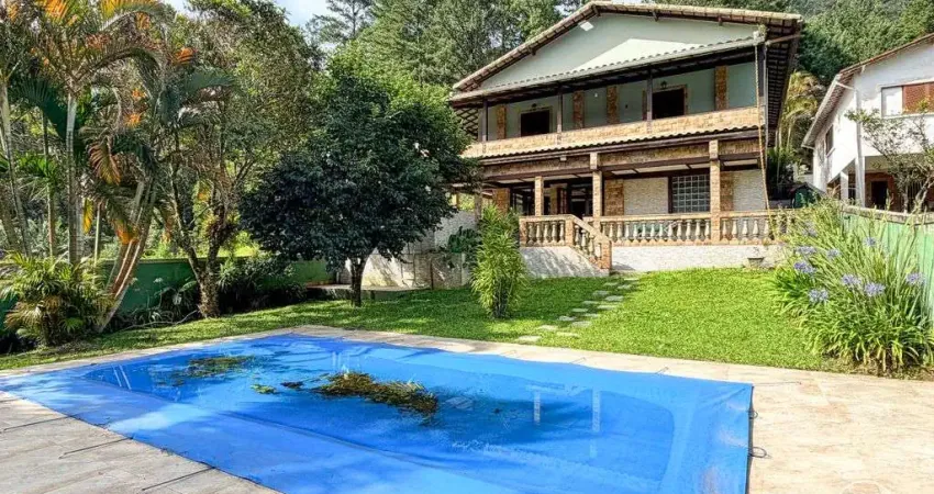 Casa fora de condomínio à venda com 4 quartos, em carlos guinle, teresópolis