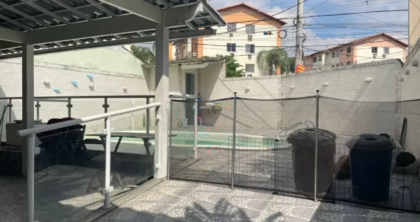 Casa em condomínio fechado com 3 quartos à venda na Estrada do Mendanha, 2070, Campo Grande, Rio de Janeiro