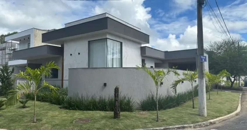 Casa linear 3 quartos em condomínio; casa na Estrada do Cachamorra