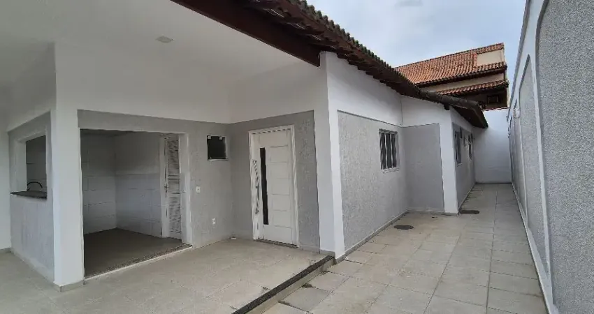 Casa linear com 3 quartos ao lado do West shopping; Casa linear com 3 quartos
