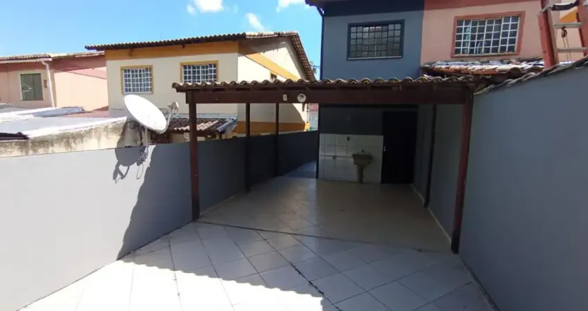 Casa com 2 quartos à venda na Rua Renato Gabizo, 438, Campo Grande, Rio de Janeiro