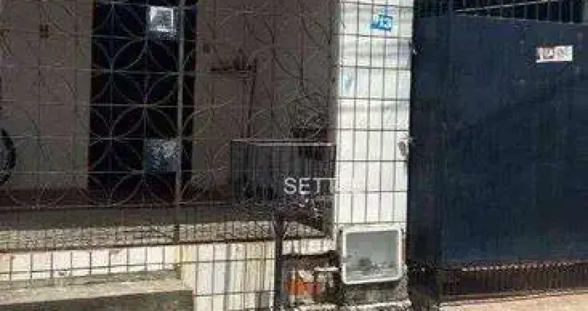 Casa com 3 dormitórios à venda, 200 m² por R$ 158.990,00 - Prefeito José Walter - Fortaleza/CE